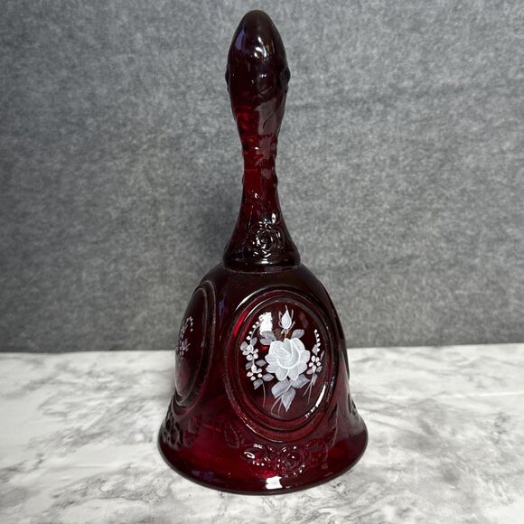 Beautiful Vintage Fenton Ruby Red Hand Painted Glass Bell Signed Freda 6.5” - Picture 3 of 5
